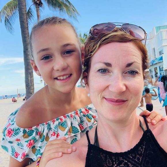 Meet your Posher, Karen - Picture 1 of 1